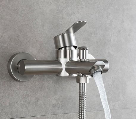 Torneira de aço inoxidável de tiragem moderno do banho não fácil oxidar duradouro