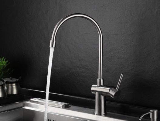 Torneira de tiragem de superfície personalizada da bacia do furo de Logo Single Cold Basin Tap única