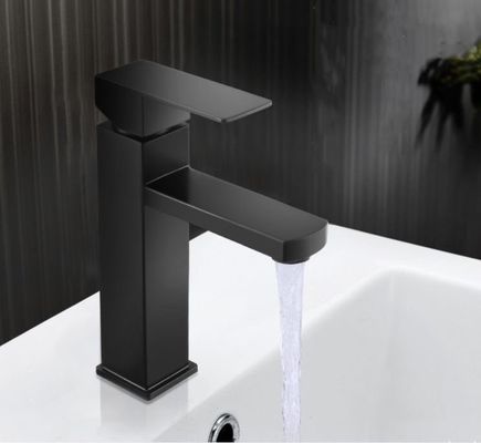 Torneira da água quente e fria do torneira preto escovado sem chumbo da lavagem do prato